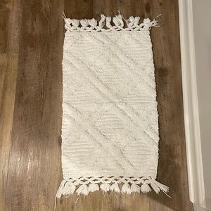 Threshold Diamond Embossed Woven Bath Mat
